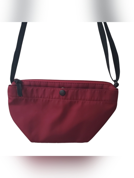 Uniqlo Handbags - Uniqlo Women’s Burgundy Crossbody Bag - Casual Everyday Shoulder Bag